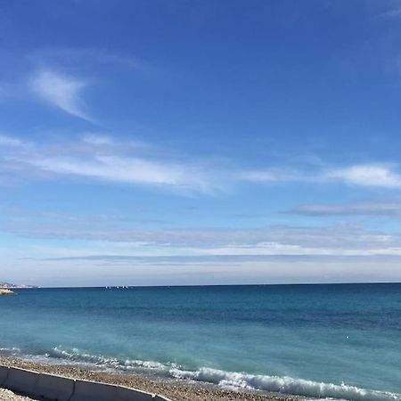 Studio 28 M2 Au Calme A Menton Exterior photo